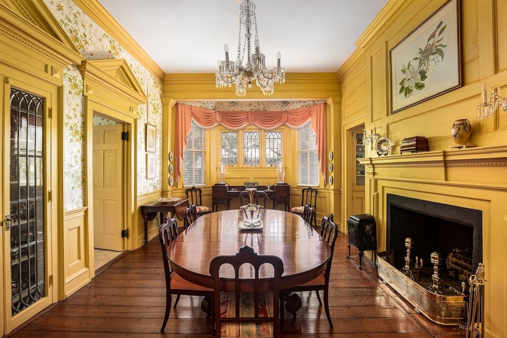 Mary Man House dining room